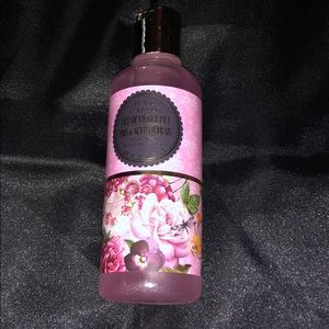 Body wash